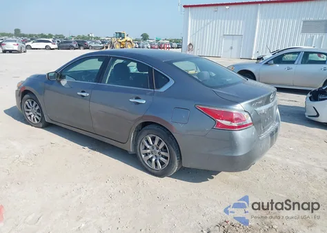 2015 Nissan Altima 2.5/2.5 S/2.5 Sl/2.5 Sv из США, поврежденный, VIN 1N4AL3AP1FC118872